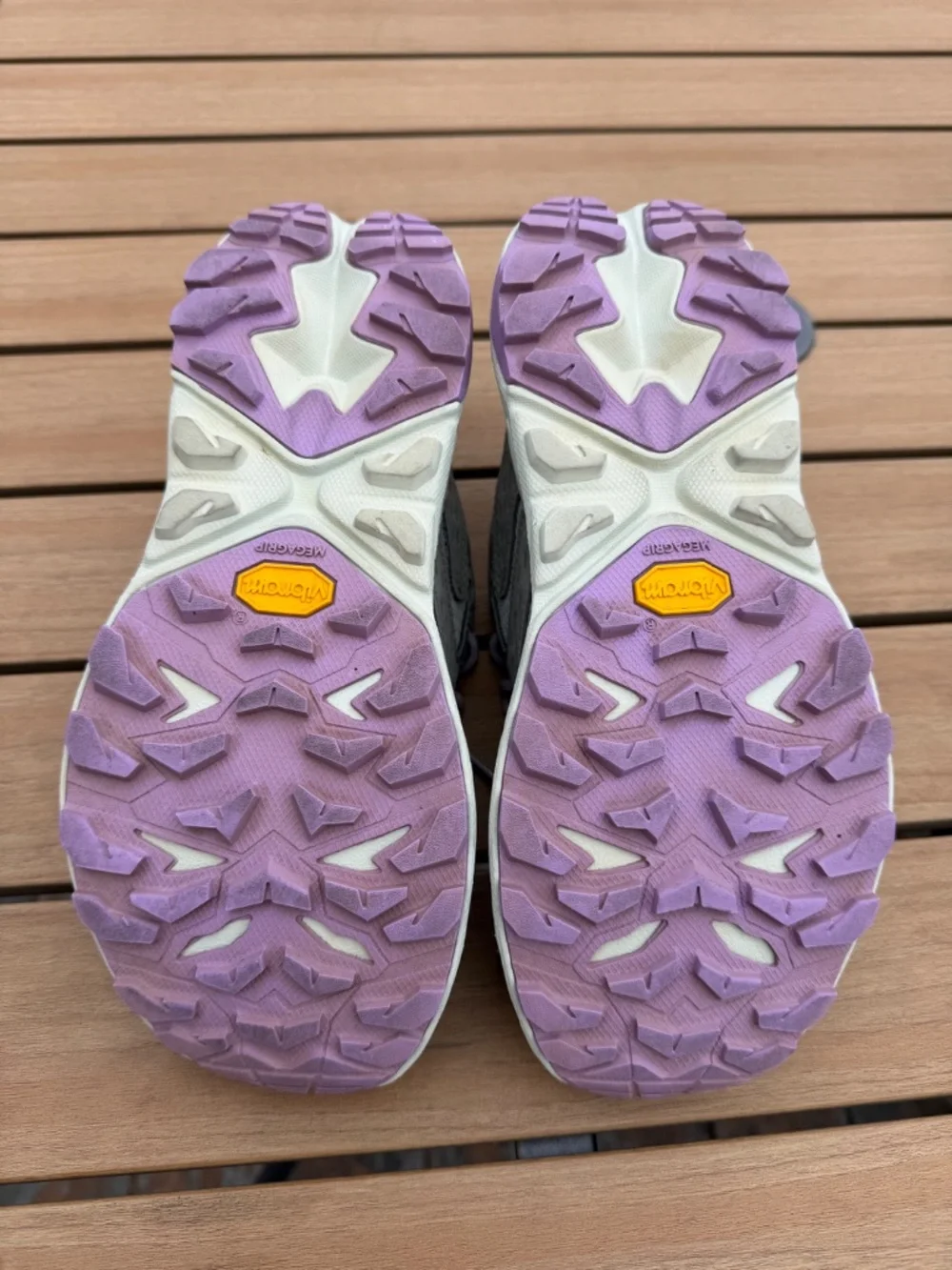 HOKA ANACAPA 2 LOW GTX (WOMEN'S SIZE 6) - BARLEY/CELADON
